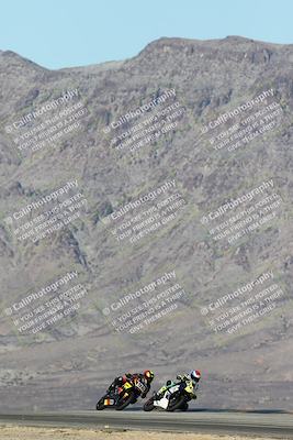 media/Dec-07-2025-CVMA (Sun) [[3e7d2de5dc]]/Race 9-Formula UL Shootout/